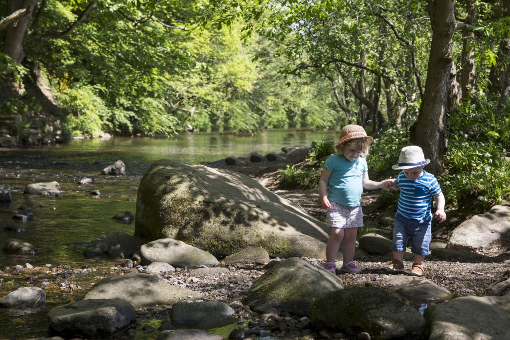 Play-in-the-river-at-Allensford