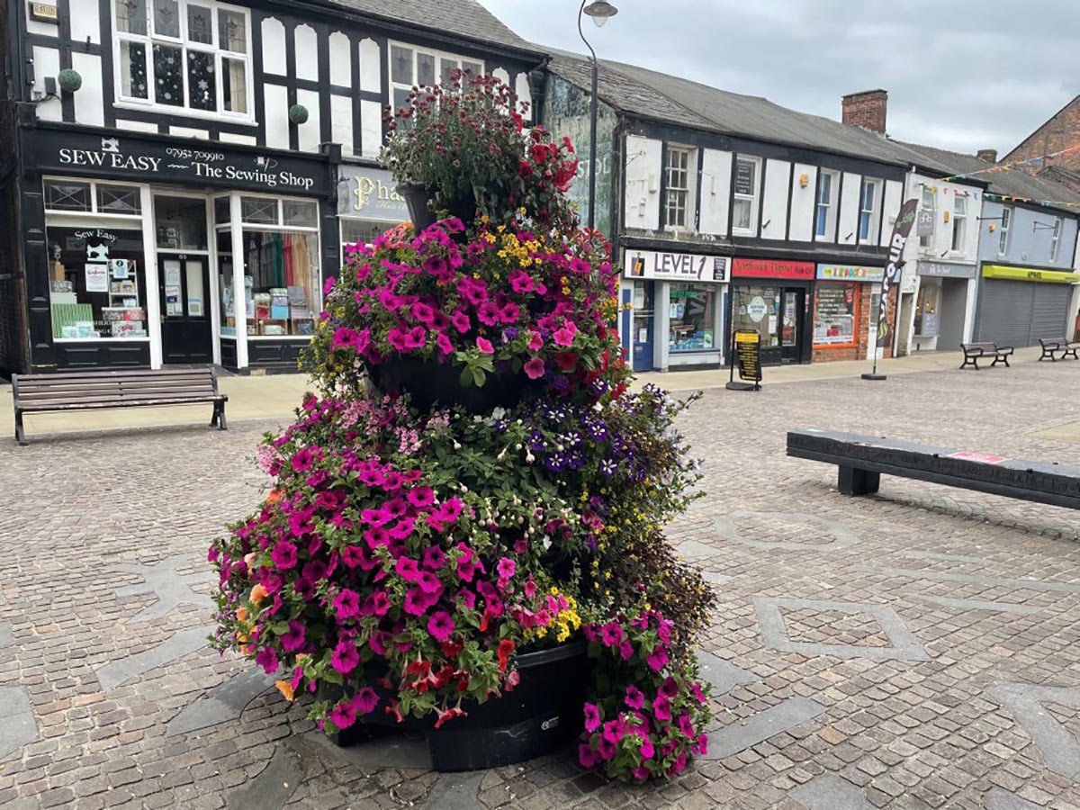 Brunner Court flower display