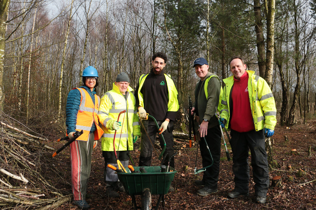 VOLUNTEER GROUP NATURE BASED SOLUTIONS