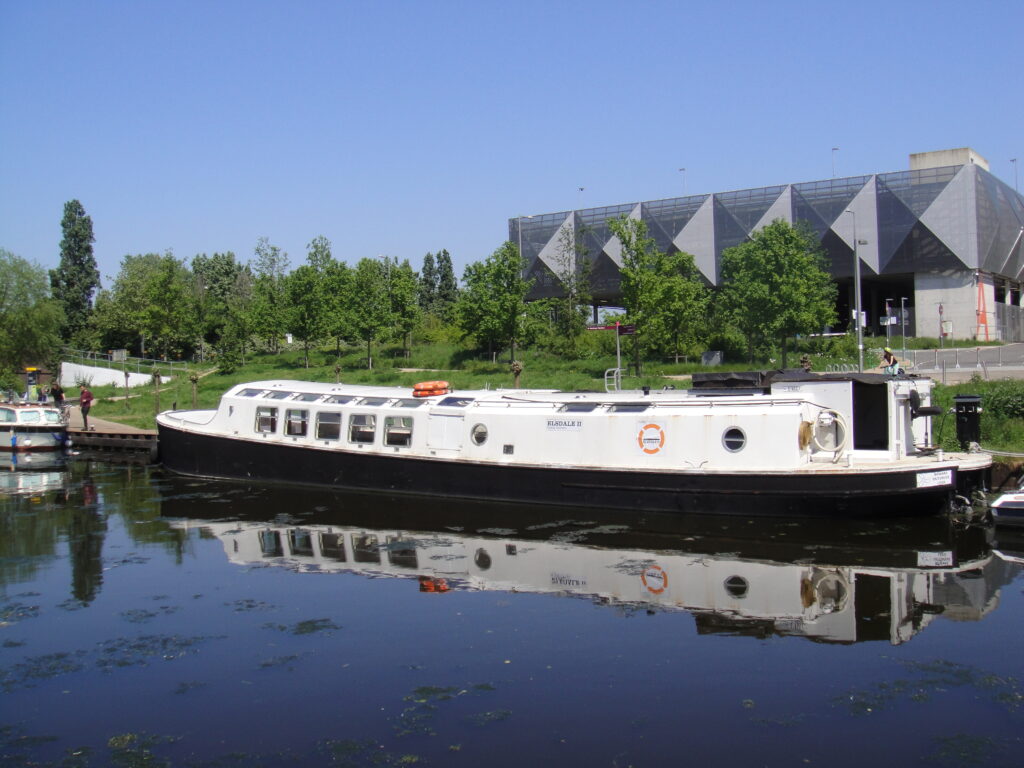 Floating Classroom Elsdale boat West London