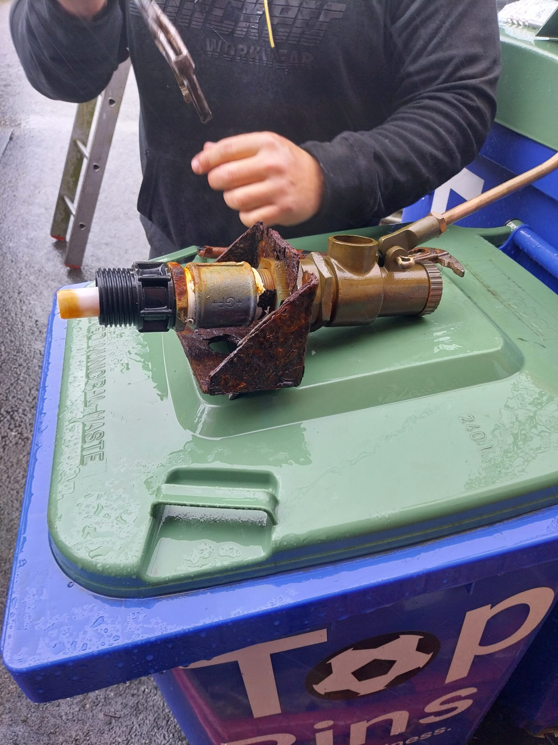 Plumbers solving the water efficiency issue