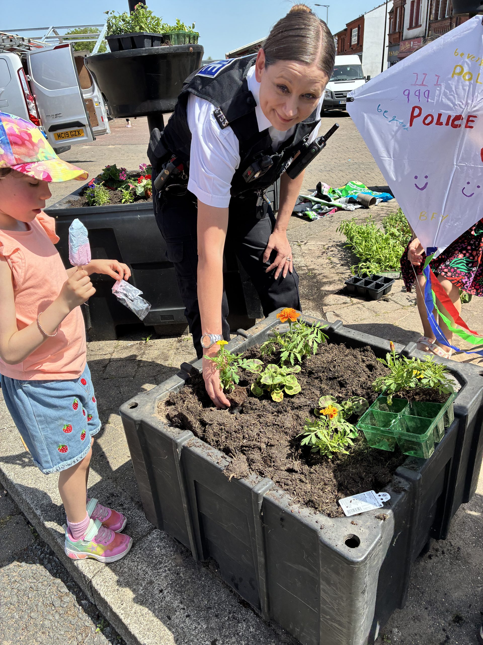 Planting in Earlstown Town Centre